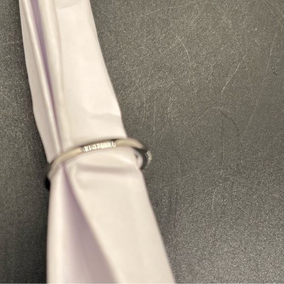 New costume jewelry rings crown , square stones , wedding ring engagement Size 7 - Picture 6 of 15